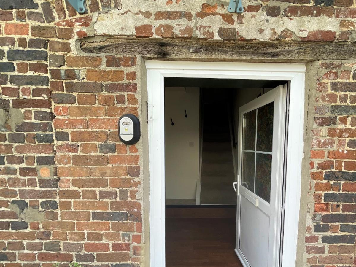 The Dairyman Suite Moreton  Εξωτερικό φωτογραφία
